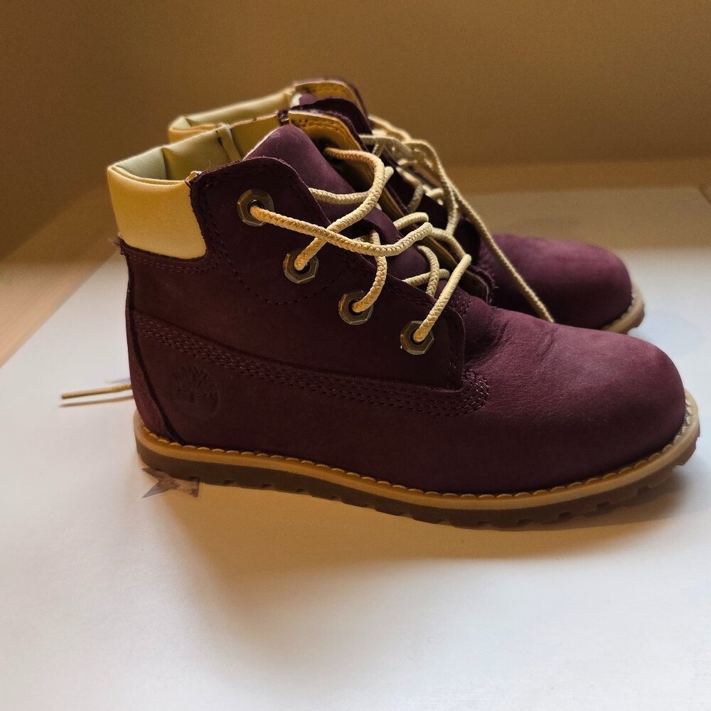 Timberland girls Pokey Pine Chukka Boots